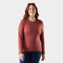Smartwool Merino Socks Women's Classic All-Season Merino Base Layer Crew Plus