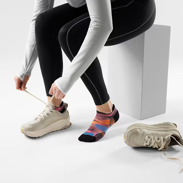 Smartwool Merino Socks Women's Run Brushed Print Low Ankle Socks - Image 2