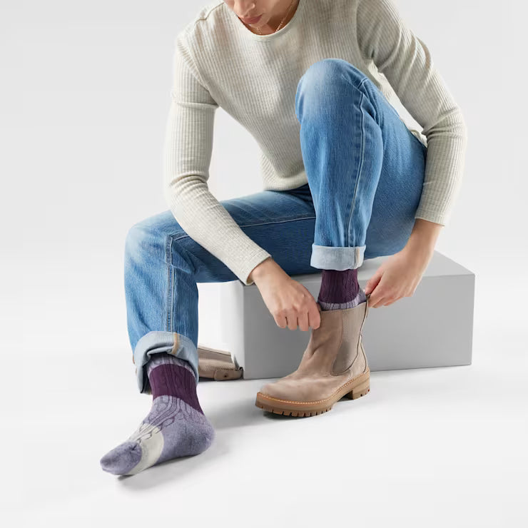 Smartwool Merino Socks Women's Everyday Color Block Cable Crew Socks - Image 2