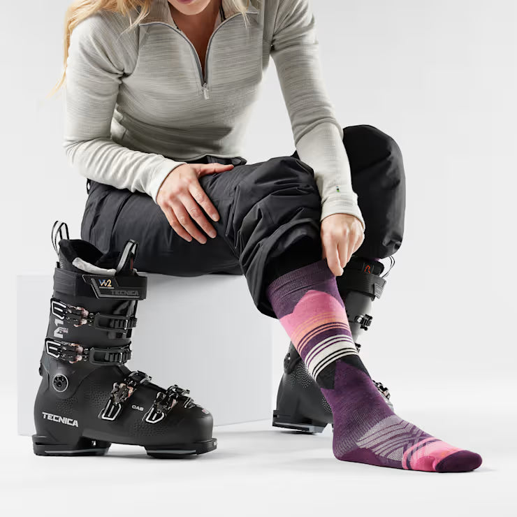 Smartwool Merino Socks Women's Ski Pattern Over The Calf Socks - Image 2