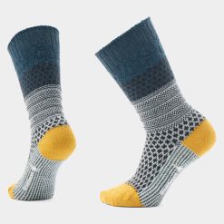 Smartwool Merino Socks Women's Everyday Cozy Popcorn Cable Crew Socks