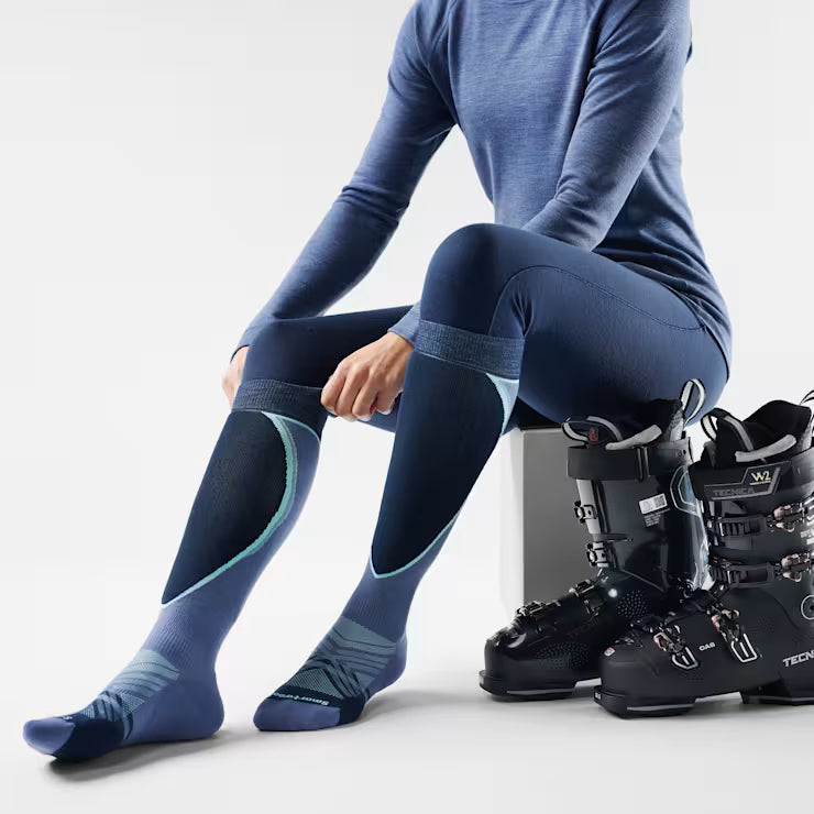 Smartwool Merino Socks Women's Ski Extra Stretch Over The Calf Socks - Image 2