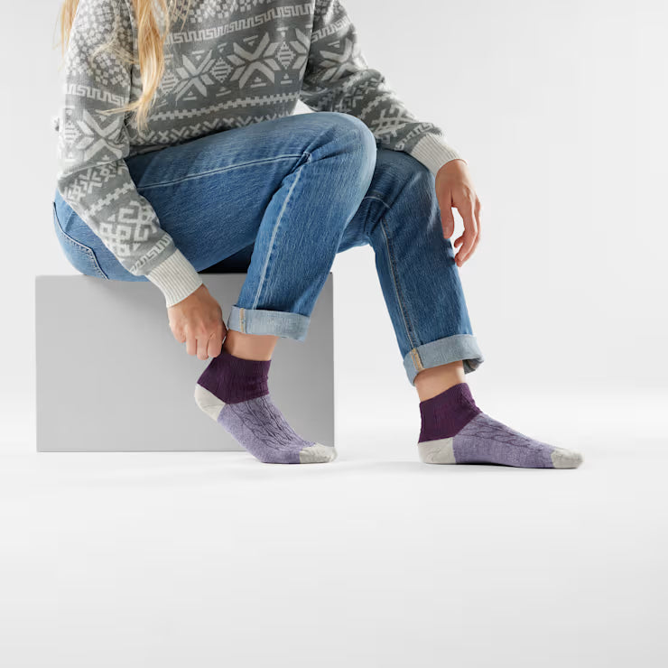 Smartwool Merino Socks Women's Everyday Cable Ankle Socks - Image 2